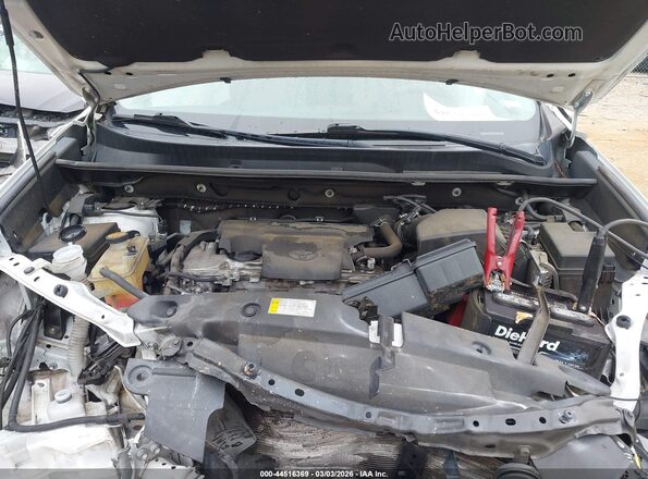 2T3RFREV9JW771648 2018 TOYOTA LE White Widok z tyłu