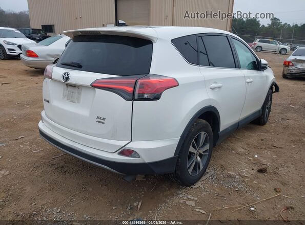 2T3RFREV9JW771648 2018 TOYOTA LE White Tył prawy