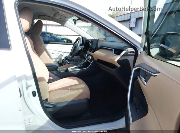 2T3W1RFV0LW083198 2020 TOYOTA LE White Widok wnętrza z przodu