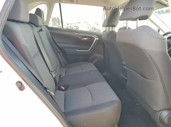 2T3W1RFV3LW079422 2020 TOYOTA LE Белый Вид задней части салона