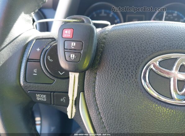 2T3WFREVXHW357971 2017 TOYOTA LE Черный Вид панели приборов