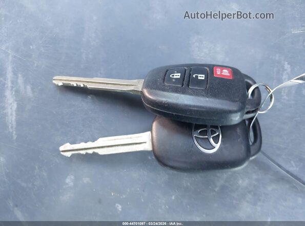 2T3ZFREV2HW317932 2017 TOYOTA LE Purple Widok deski rozdzielczej