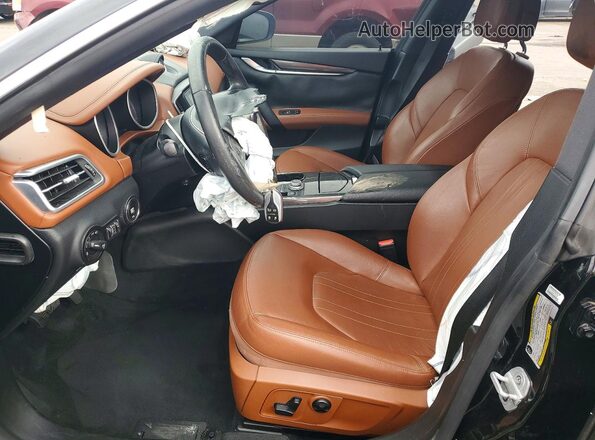 ZAM57XSA6K1310131 2019 MASERATI GHIBLI Черный Вид панели приборов