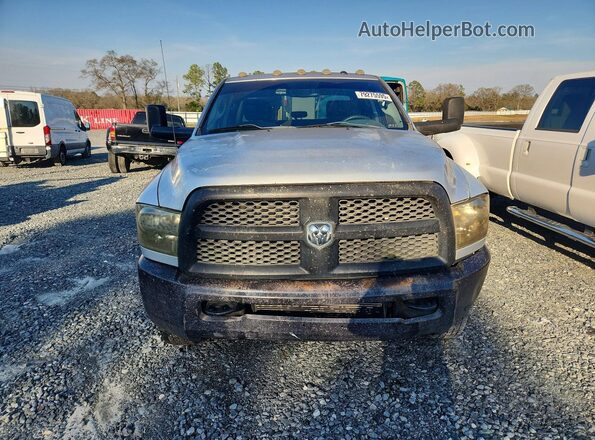 3C63RRGL8GG138213 2016 RAM 3500 Silver Widok z tyłu