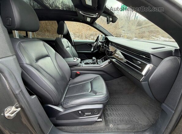 WA1BVAF19KD039112 2019 AUDI Q8 Серый Вид сзади