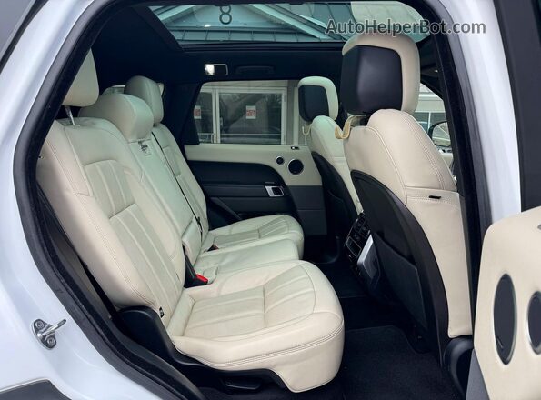 SALWR2RV2KA423131 2019 LAND ROVER RANGE Белый Вид салона спереди