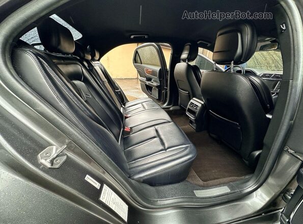 1LN6L9PK3K5604558 2019 LINCOLN CONTINENTA Серый Вид салона спереди