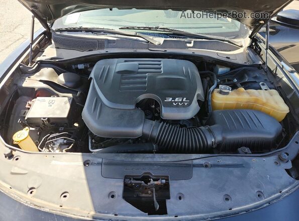2C3CDXJG6HH526425 2017 DODGE CHARGER Черный Вид подкапотного пространства