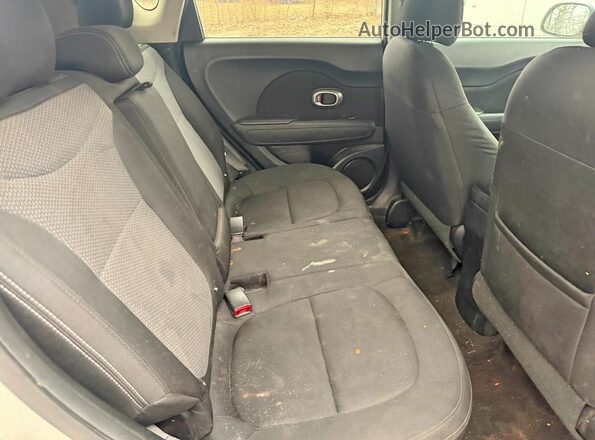 KNDJP3A59K7680809 2019 KIA SOUL Белый Вид салона спереди