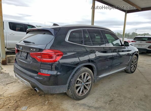 5UXTR9C5XJLC68831 2018 BMW X3 Black Przód prawy