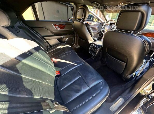 1LN6L9UK9H5617828 2017 LINCOLN TOWNHOUSE CONTINENTAL Черный Вид салона спереди