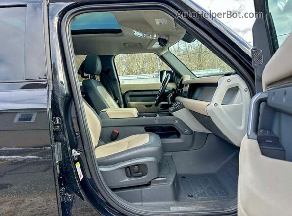 SALE2EEU2P2120298 2023 LAND ROVER DEFENDER Black Dashboard view