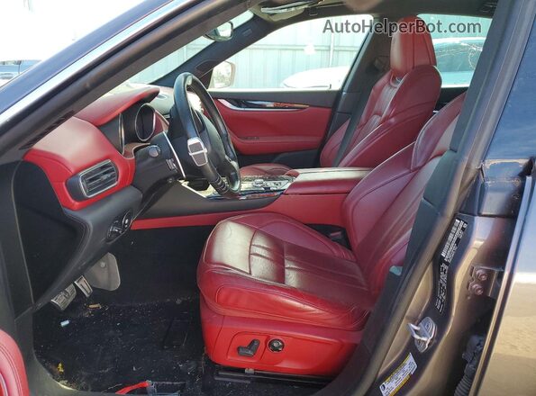 ZN661XUS9HX252150 2017 MASERATI LEVANTE Gray Առջևի վահանակի տեսք