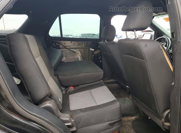 1FM5K8AR0JGC18195 2018 FORD FORD EXPLORER Black Rear interior view