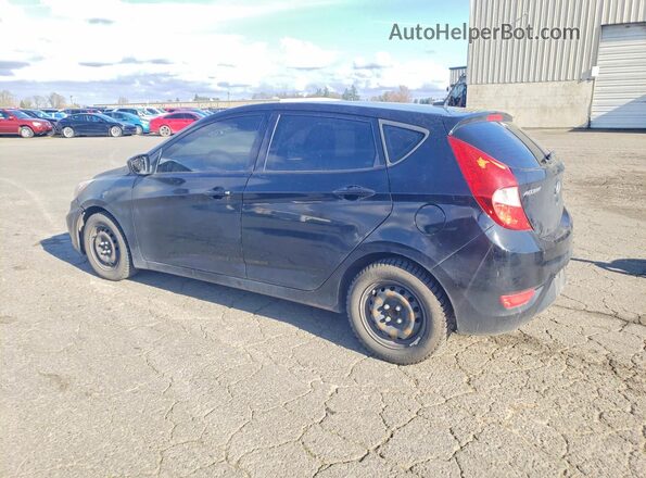 KMHCT5AE2HU312719 2017 HYUNDAI ACCENT Black უკანა მარცხენა