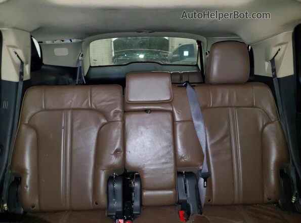2LMHJ5AT9GBL02501 2016 LINCOLN MKT White Widok wnętrza z tyłu