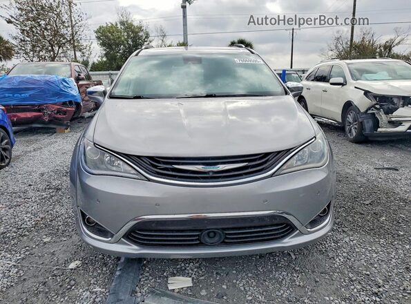 2C4RC1N79HR684994 2017 CHRYSLER PACIFICA Серебряный Вид сзади