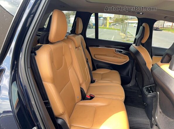 YV4A22PK2G1090674 2016 VOLVO XC90 Синий Вид салона спереди