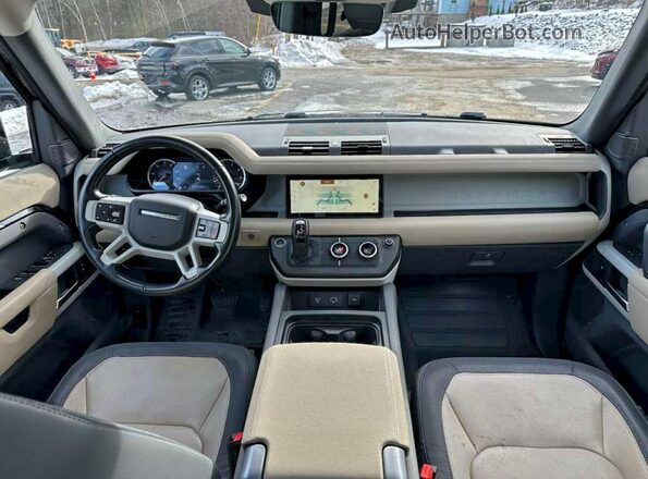 SALE2EEU2P2120298 2023 LAND ROVER DEFENDER Black Front interior view