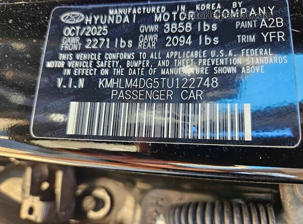 KMHLM4DG5TU122748 2026 HYUNDAI ELANTRA Черный Вид задней части салона