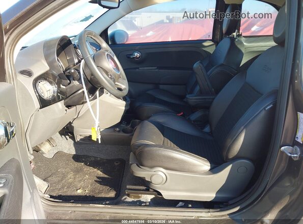 3C3CFFKH9JT416851 2018 FIAT 500 Серый Вид салона спереди