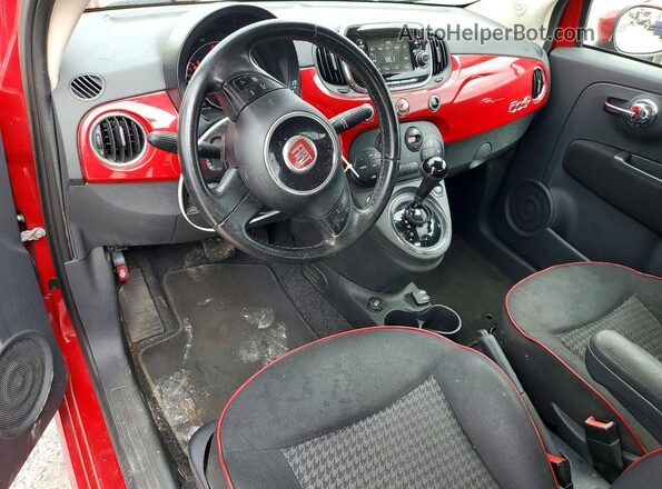 3C3CFFLR7HT594226 2017 FIAT 500 Красный Вид панели приборов