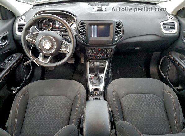 3C4NJCAB2KT761669 2019 JEEP COMPASS White Առջևի վահանակի տեսք
