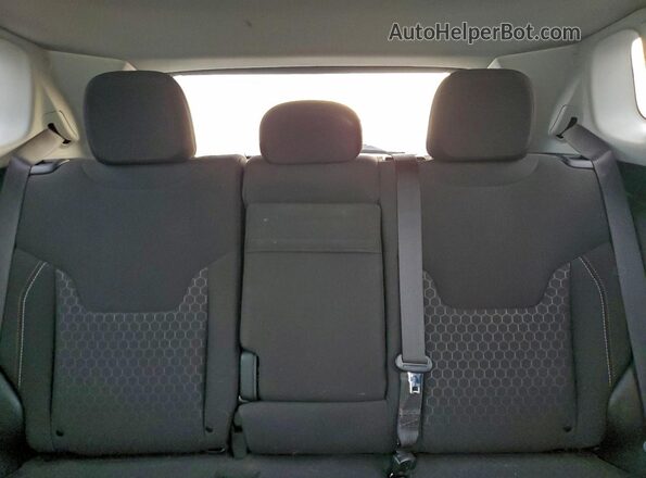 3C4NJCAB2KT761669 2019 JEEP COMPASS White Հետևի նստատեղերի տեսք