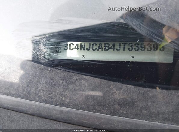 3C4NJCAB4JT339398 2018 JEEP COMPASS Orange Vista del compartimento del motor