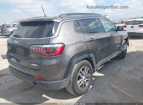 3C4NJCBB4HT672452 2017 JEEP NEW COMPASS Gray Trasero derecho