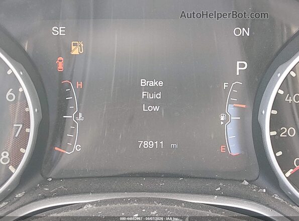 3C4NJCBB4JT327248 2018 JEEP COMPASS White 