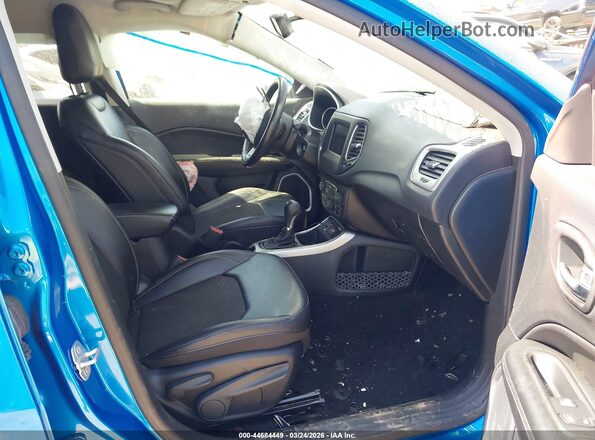 3C4NJCBB8LT150786 2020 JEEP COMPASS Blue Vista interior delantera