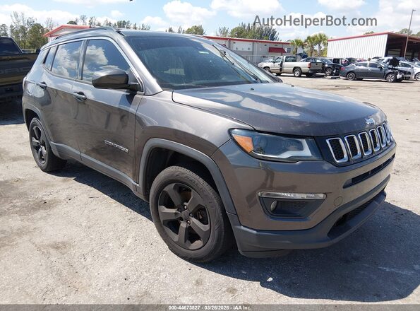 3C4NJCBBXJT263166 2018 JEEP COMPASS Gray Przód prawy