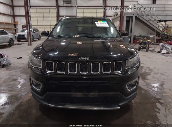 3C4NJCCB5LT187521 2020 JEEP COMPASS Черный Вид щитка приборов