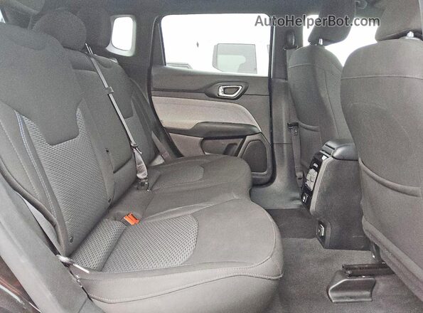 3C4NJDAN3PT525958 2023 JEEP COMPASS Black Հետևի նստատեղերի տեսք