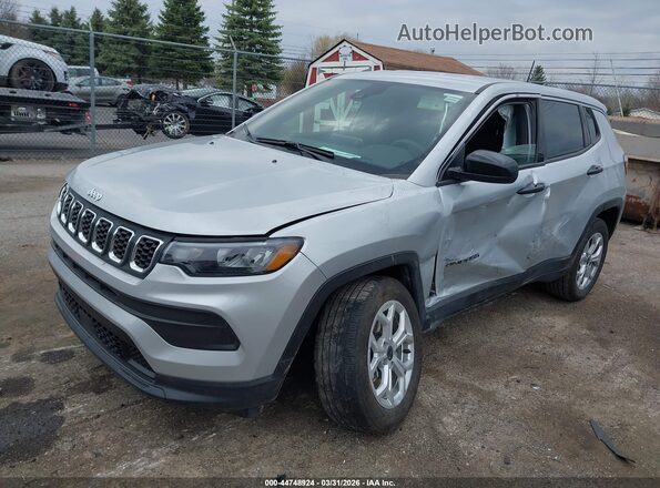 3C4NJDAN6ST566044 2025 JEEP COMPASS Серебряный Передняя левая четверть
