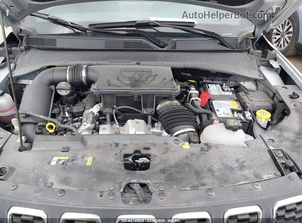 3C4NJDAN6ST566044 2025 JEEP COMPASS Серебряный Вид сзади