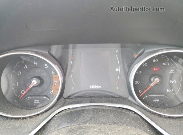 3C4NJDBB0KT741635 2019 JEEP COMPASS Silver Սարքավորումների վահանակի տեսք