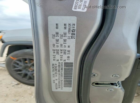 3C4NJDBB0KT741635 2019 JEEP COMPASS Silver VIN կոդի պիտակի տեսք
