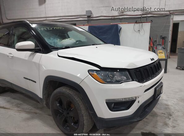 3C4NJDBB0KT796098 2019 JEEP COMPASS White 
