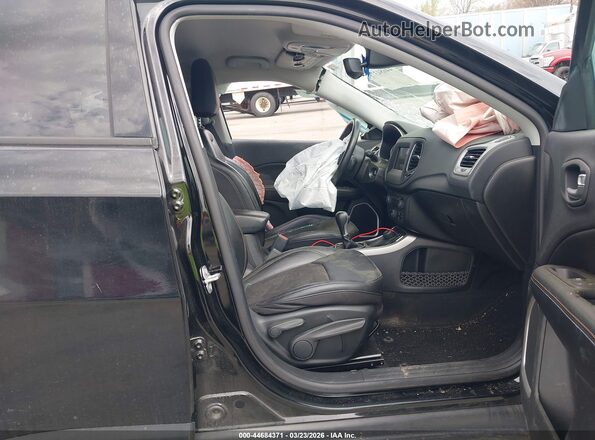 3C4NJDBB0LT112877 2020 JEEP COMPASS Black Widok wnętrza z przodu