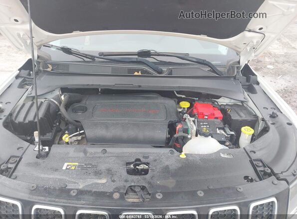 3C4NJDBB0LT175199 2020 JEEP COMPASS Белый Вид сзади