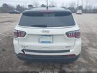 2020 Jeep Compass Latitude 4x4 Белый vin: 3C4NJDBB0LT175199