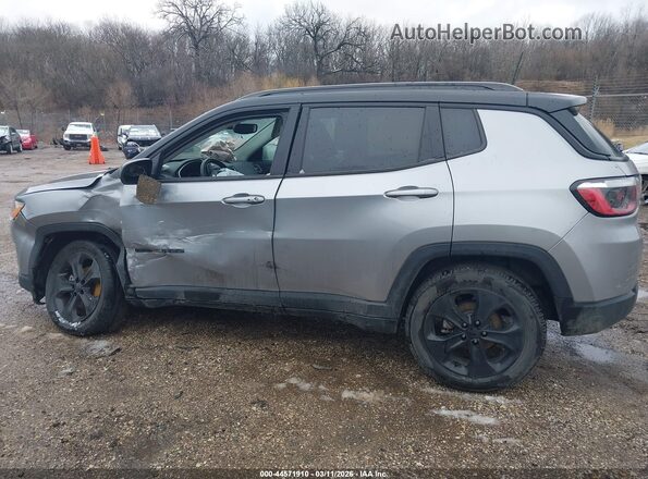 3C4NJDBB0LT252329 2020 JEEP COMPASS Silver Панорамний вид салону 360°