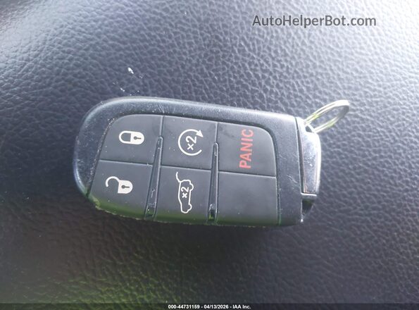 3C4NJDBB1NT217477 2022 JEEP COMPASS Burgundy Առջևի վահանակի տեսք