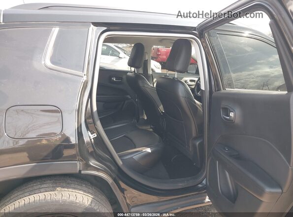 3C4NJDBB4LT168577 2020 JEEP COMPASS Black VIN sticker view