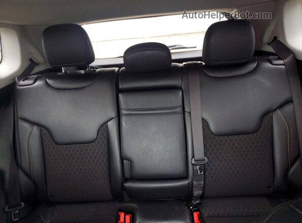 3C4NJDBB5KT754901 2019 JEEP COMPASS Black Vista de los asientos traseros