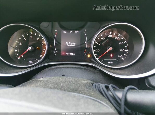 3C4NJDBB6JT256429 2018 JEEP COMPASS Белый Вид задних сидений