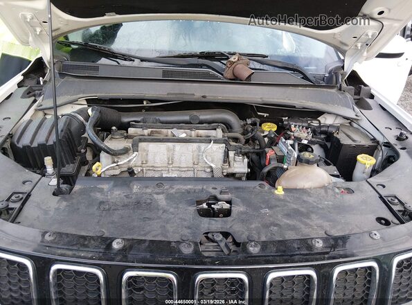 3C4NJDBB6JT256429 2018 JEEP COMPASS Белый Вид сзади
