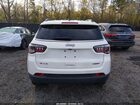 2018 Jeep Compass Latitude 4x4 Белый vin: 3C4NJDBB6JT256429